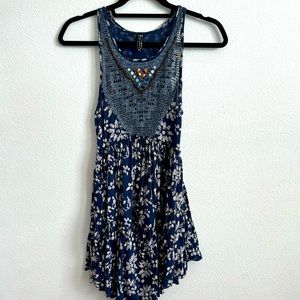 FREE PEOPLE crochet beaded top size XS